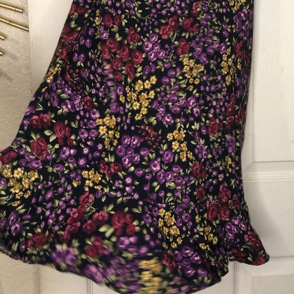 Multi Color Floral Sundress w/Bias cut and slight ruffle at hem, approx. Size Lg - Picture 4 of 8